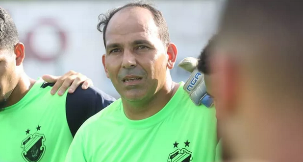 Após perder mãe para covid-19, ídolo do Sampaio Corrêa anuncia pausa na carreira