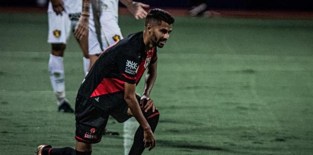 Buscando deixar a lanterna, Atlético-GO visita Fluminense com mudanças