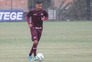 Série B: Paraná acerta contratação de atacante da Ferroviária