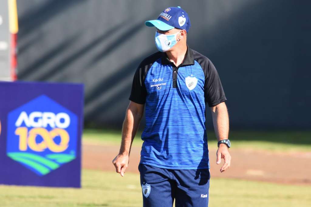 Alemão avalia primeira vitória do Londrina na Série C: 'dá um grande alívio'