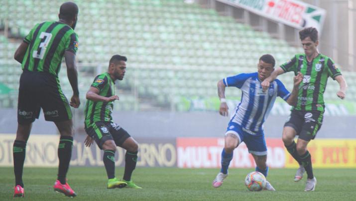 Coelho marcou melhor e mereceu vencer o CSA