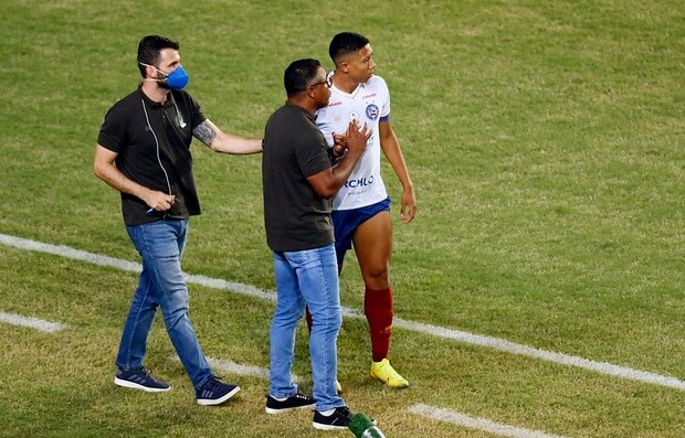 Derrota para o Flamengo faz diretoria do Bahia demitir treinador