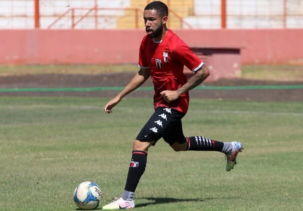 Luketa entrou e mudou a cara do Botafogo contra o Cuiabá
