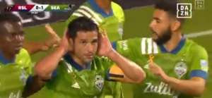 Lembra dele? Ex-Corinthians, Lodeiro deixa sua marca na MLS. VEJA O GOL!