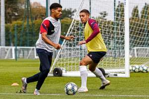 PSG confirma que mais três jogadores estão com covid-19; total chega a seis