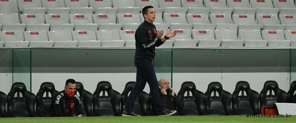 Eduardo Barros falou sobre o Athletico