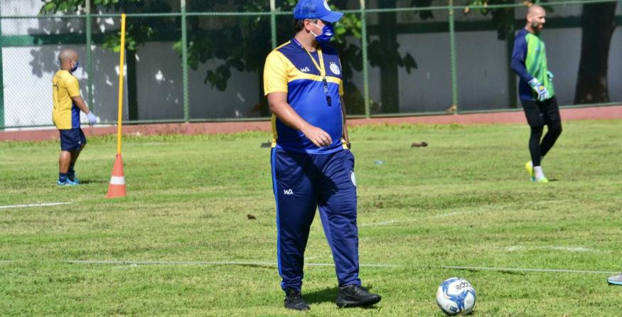 Matheus Costa ainda segue fora. (Foto: Divulgação)