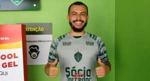 Série C: Cria do Palmeiras, lateral ex-Portuguesa reforça o Manaus-AM