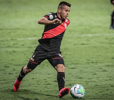 Henry Vaca estreou pelo Dragão