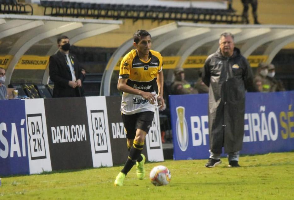 Série C: Andrew elogia união e vê Criciúma com boas chances de conquistar o acesso