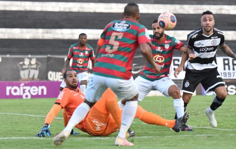 Portuguesa começou bem, terminou mal. Foto: Michel Lambstein