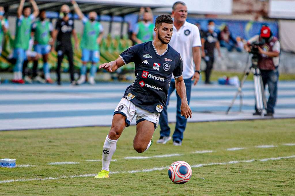  Sem revelar nomes, Remo libera cinco jogadores e busca reforços