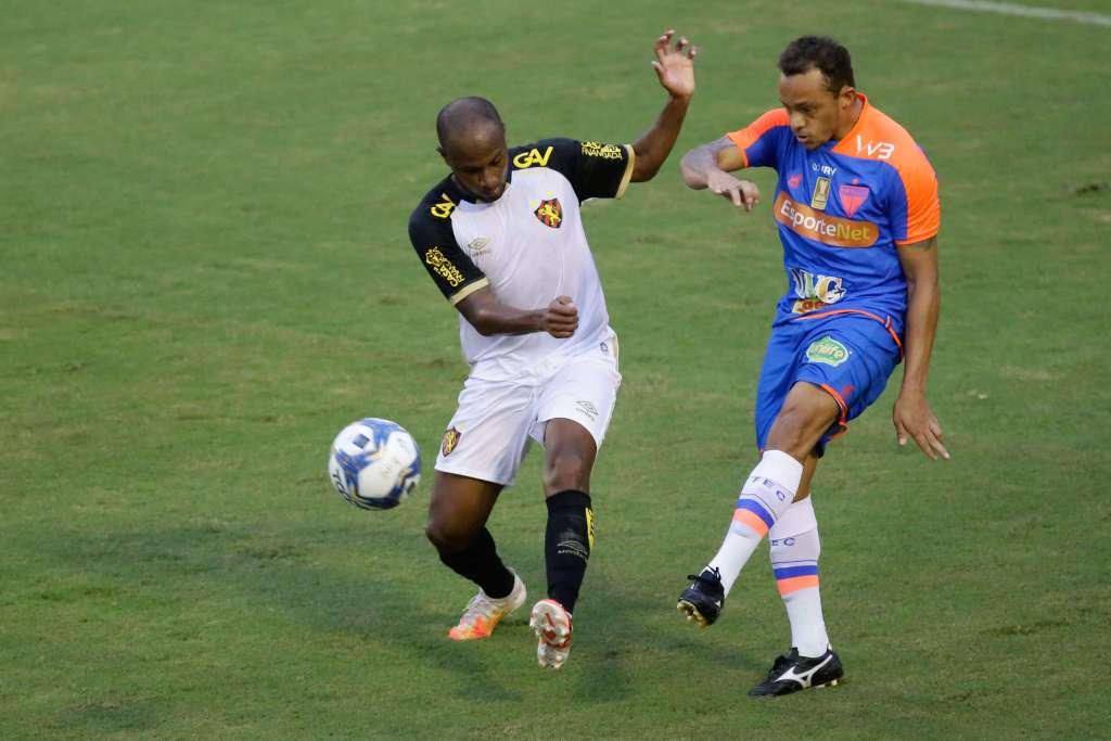 Fortaleza e Sport já se enfrentaram nesta temporada (Foto: Anderson Stevens/Sport)