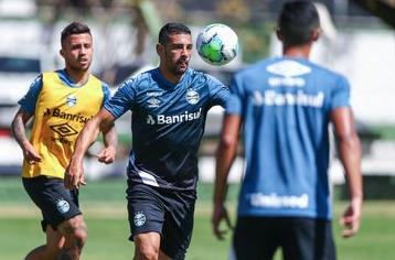 Pista molhada em Salvador faz voo do Grêmio pousar em outro estado