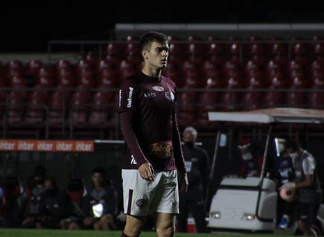 Série D: Atacante indica saída da Ferroviária rumo a time da elite italiana