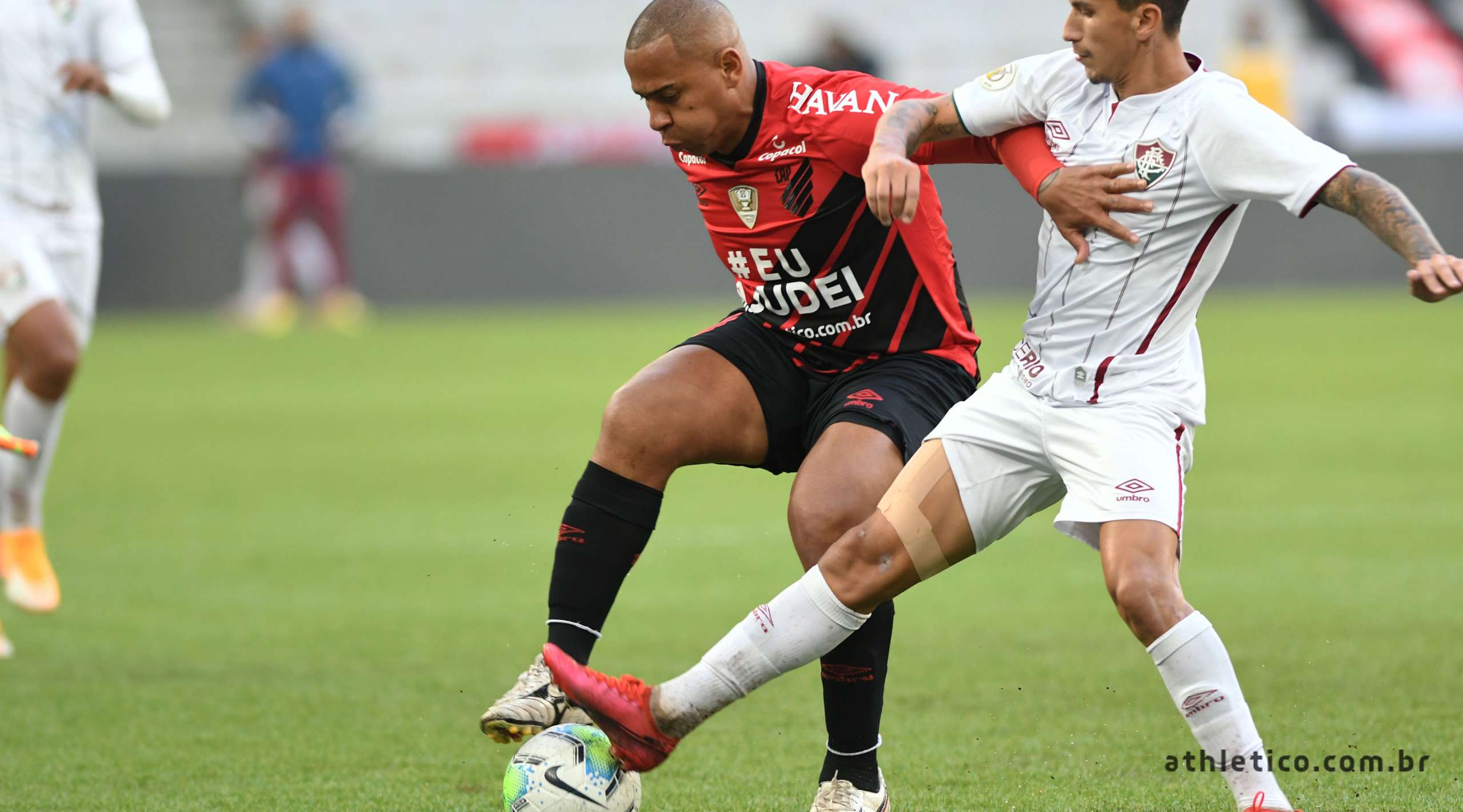 Com Walter, Athletico inscreve dez jogadores para a Libertadores