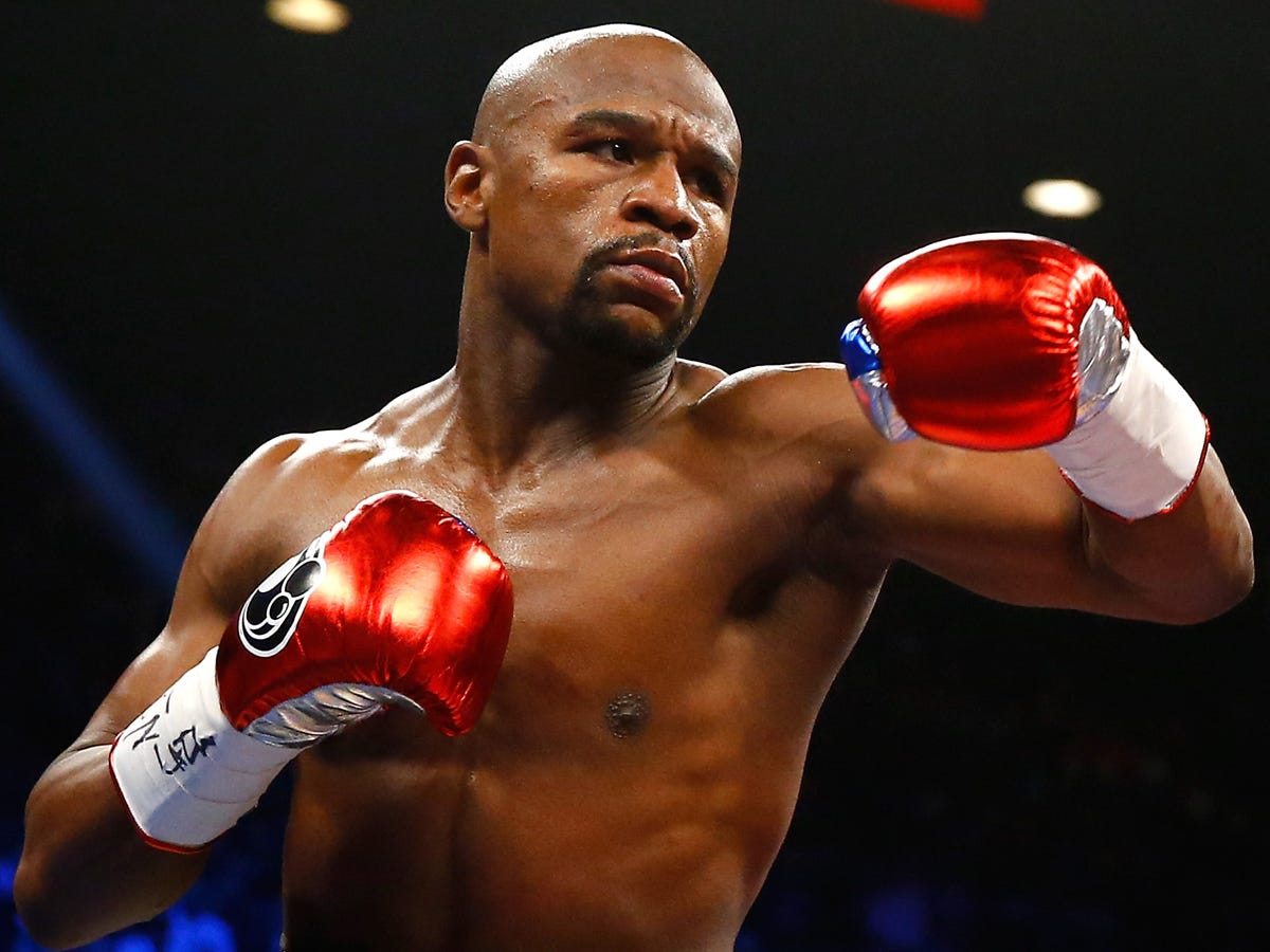 Mayweather enfrenta 2020 com mortes na família, filha presa e pupilo assassinado