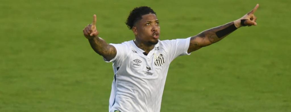 Com gols, Marinho se torna referência e líder e tem sido decisivo no Santos