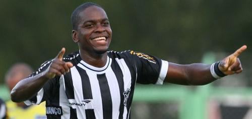Interminável centroavante ex-Atlético-MG e Bahia reforça time da Segundona Baiana