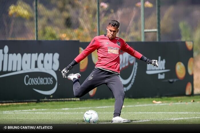 Sem espaço no Atlético-MG, goleiro deve ir para time da Série B
