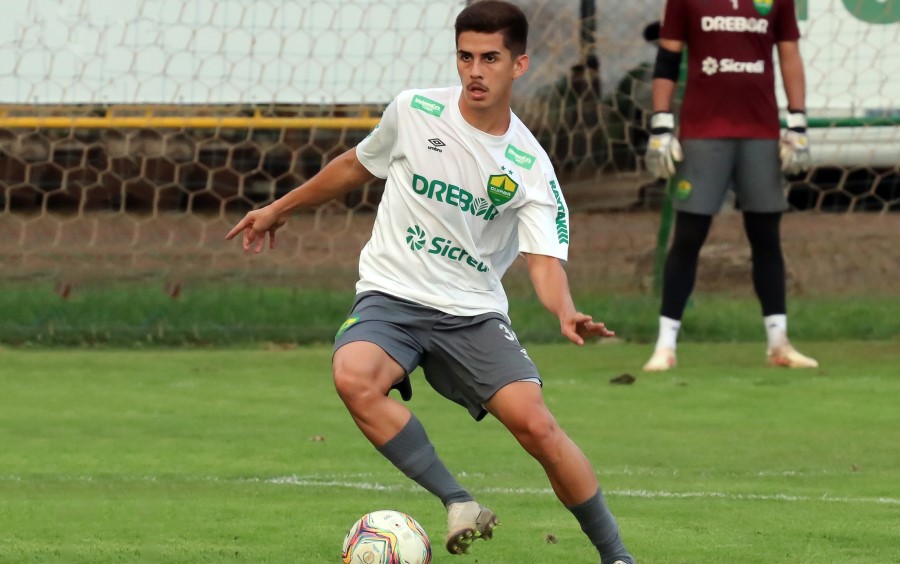 Série D: Ferroviária se reforça com meia vindo de time da Série B