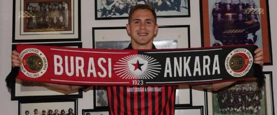 Campeão brasileiro e da Libertadores troca Flamengo por time turco