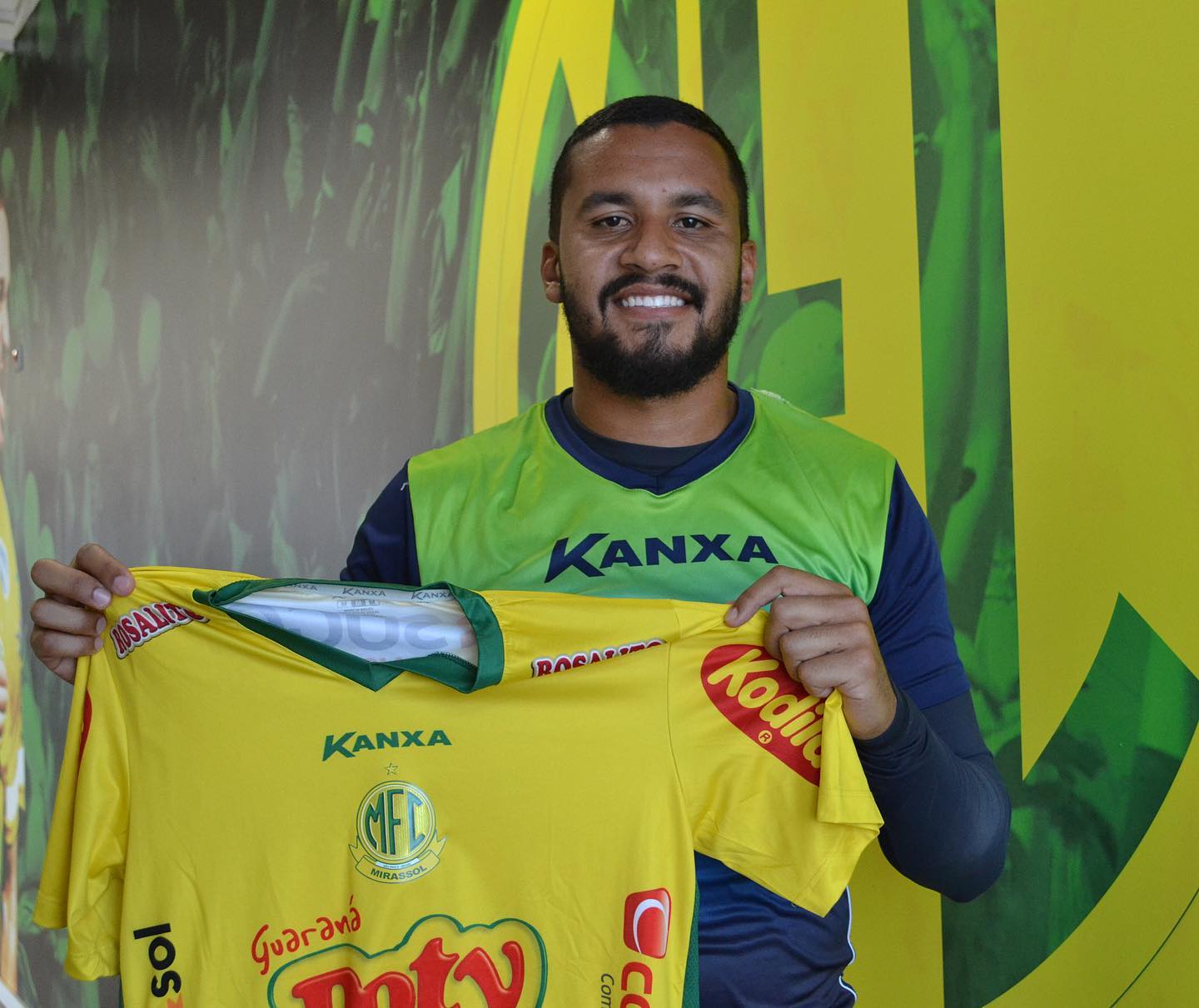 Série D: Mirassol apresenta goleiro ex-Oeste e promove outros quatro jogadores