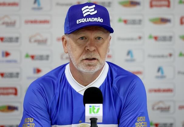 Na estreia de Mano Menezes, Bahia busca reação no Brasileirão