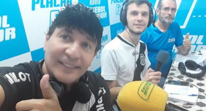 RÁDIO FI ao lado da Macaca na SÉRIE B