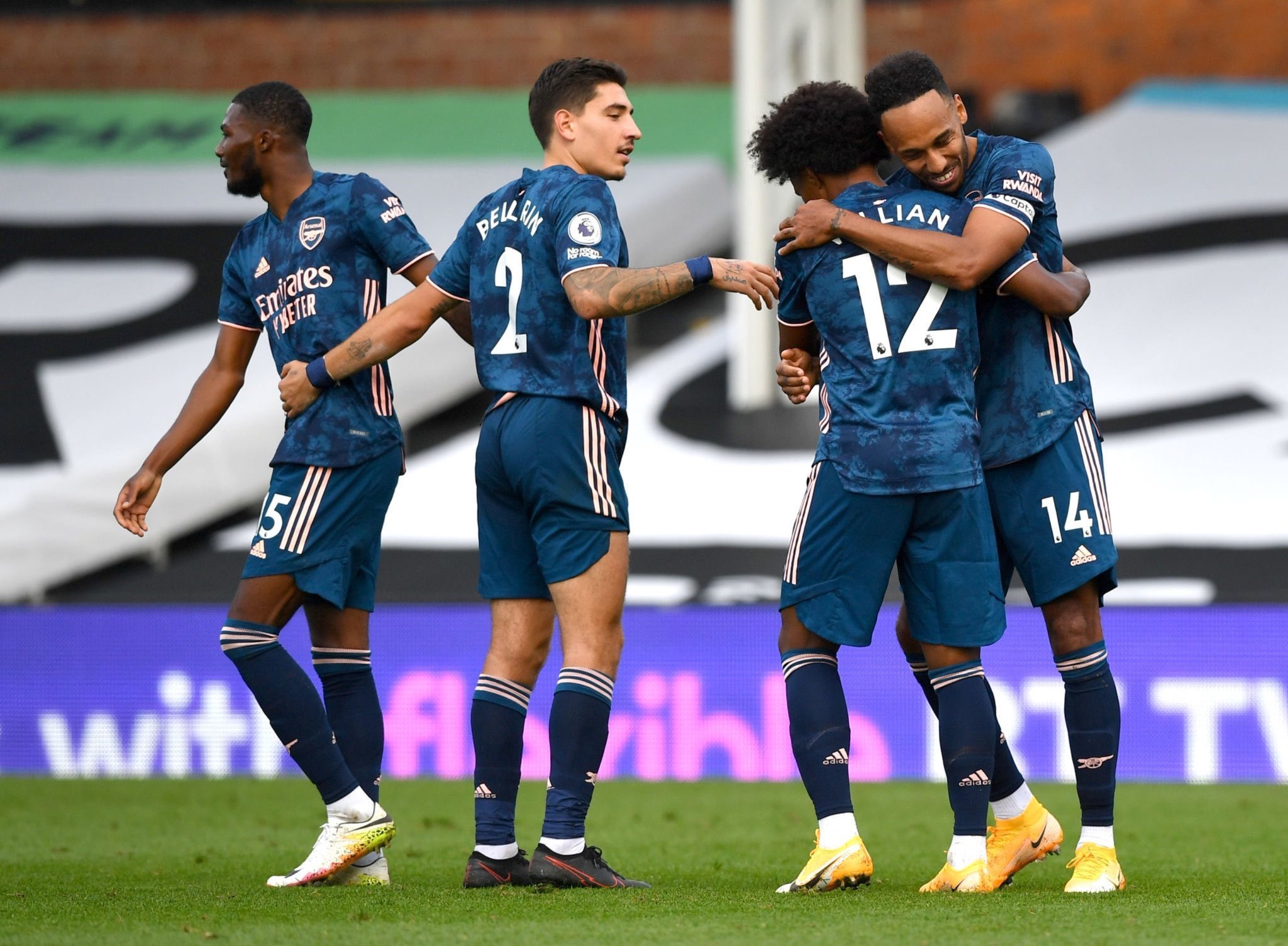 INGLÊS: Willian brilha e comanda vitória do Arsenal sobre o Fulham na estreia