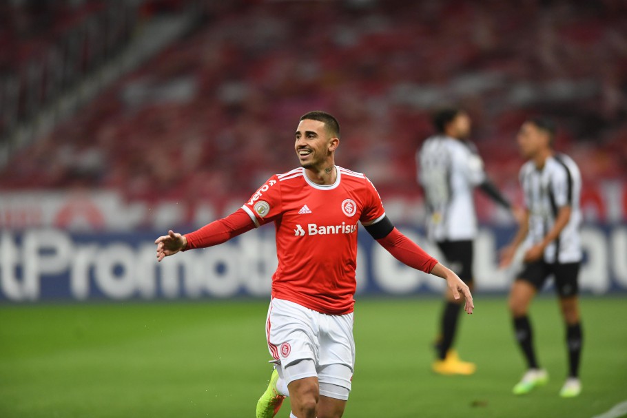 Melhor jogador do Brasileirão tem ‘diversas sondagens’, admite empresário