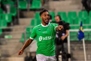 FRANCÊS: Saint-Ettiene mantém 100% e aproveita tropeço do Nice para assumir a ponta