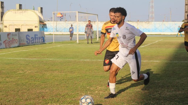 AMAPAENSE: Santos e Santana ficam no empate na primeira semifinal