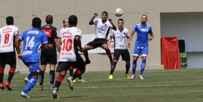 Oeste conseguiu virar em cima do CSA