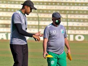 Paulista A3: Carlos Rossi deixa cargo e Rio Preto efetiva auxiliar técnico