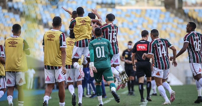 Fluminense derrota o Corinthians. Foto: Lucas Merçon