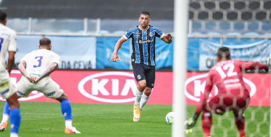 Diego Souza comenta lances capitais do empate com Fortaleza e pede melhora ao Grêmio