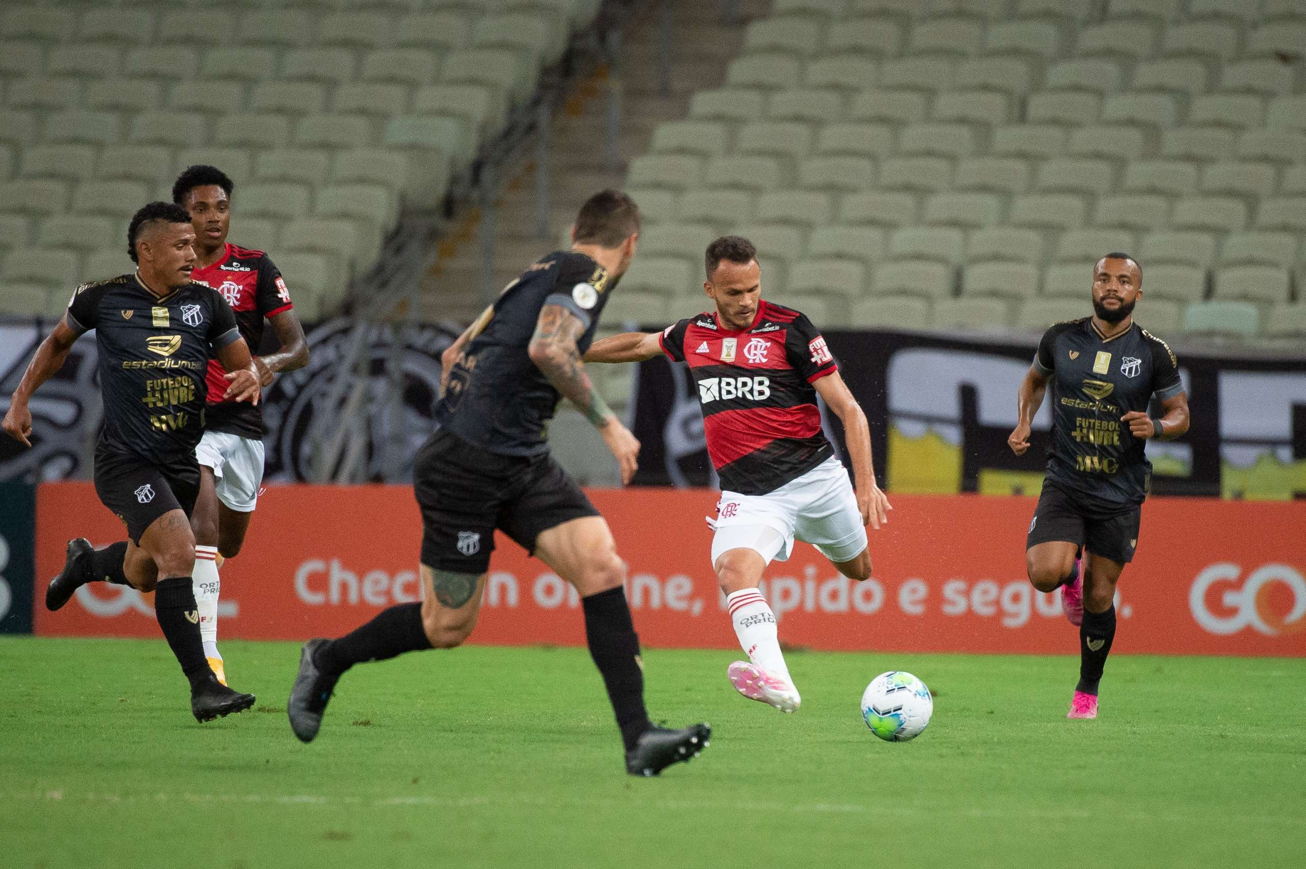 Meia do Fla fala em oportunidades perdidas diante do Ceará e já foca na Libertadores