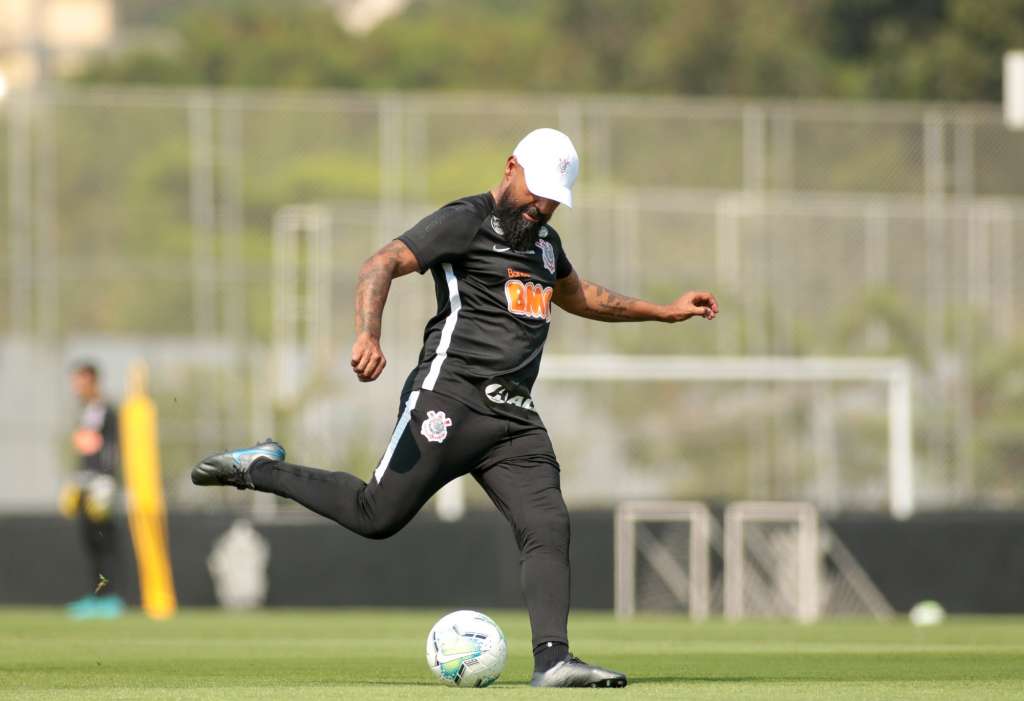 Coelho diz que Corinthians precisa retomar confiança ‘urgentemente’