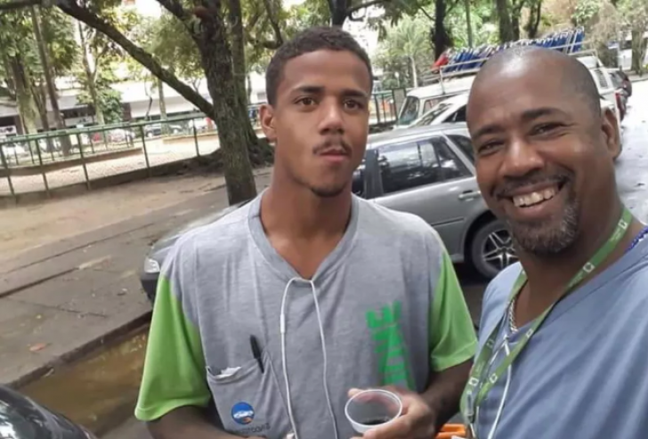 Autor de um dos gols do Vasco,  atacante relembra época que guardava carros nas ruas