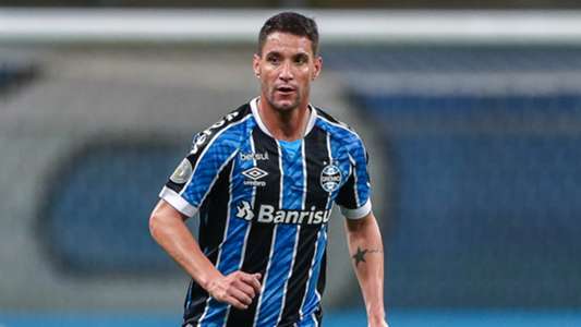 Grêmio oficializa rescisão contratual com ex-meia de Cruzeiro e Fluminense