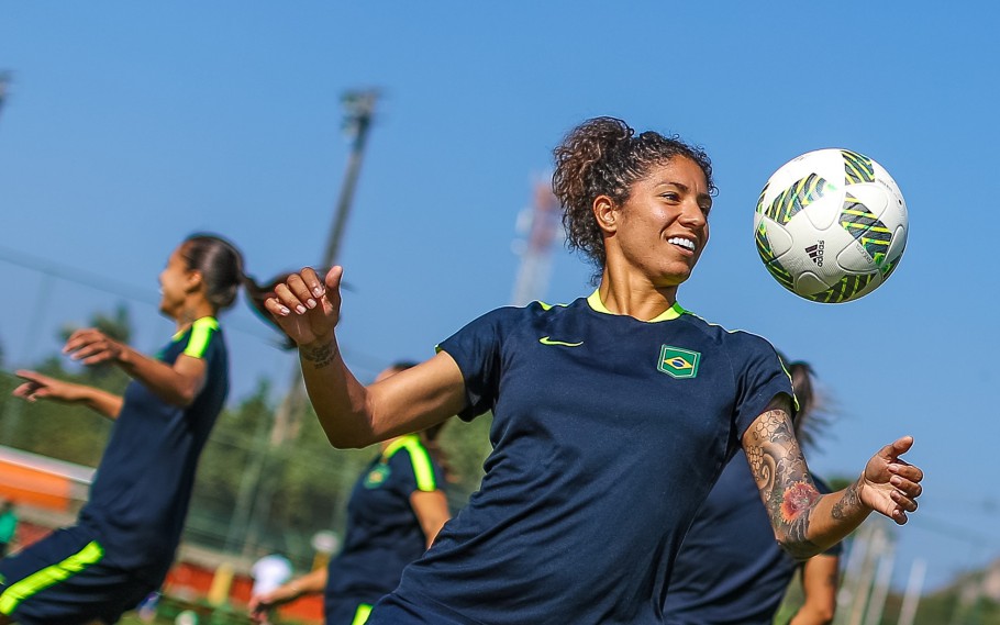 Feminino: Lesionada, Cristiane é cortada e fica fora de período de treinos da seleção 2 0002050491120 img