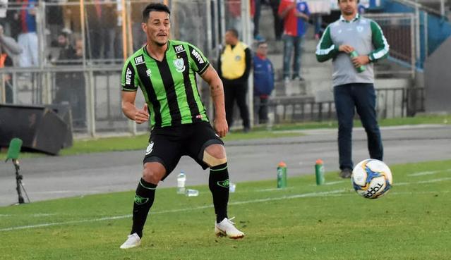 Figueirense dá para trás e desiste de contratar atacante de rival da Série B