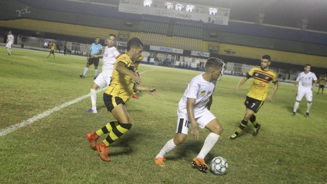 AMAPAENSE: Santana bate o Santos e é o primeiro finalista