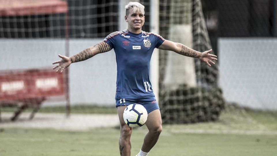 Time do Brasileirão é punido pela Fifa e ficaré três janelas sem contratar