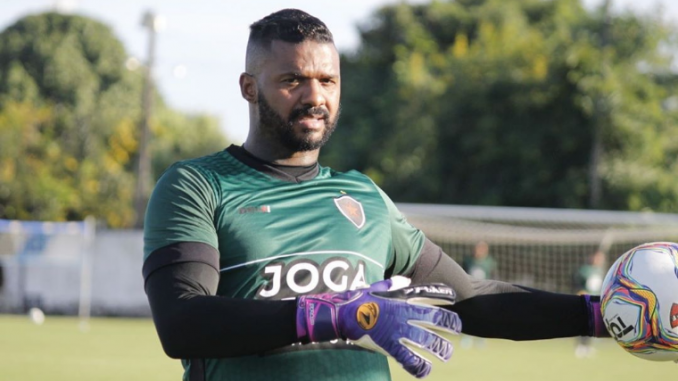 Série C: Goleiro ex-Fla e Corinthians pega gancho do STJD e desfalca Botafogo-PB