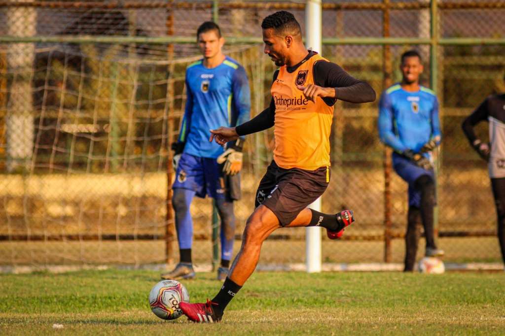 Já sem artilheiro, Volta Redonda-RJ se prepara para duelo dos opostos