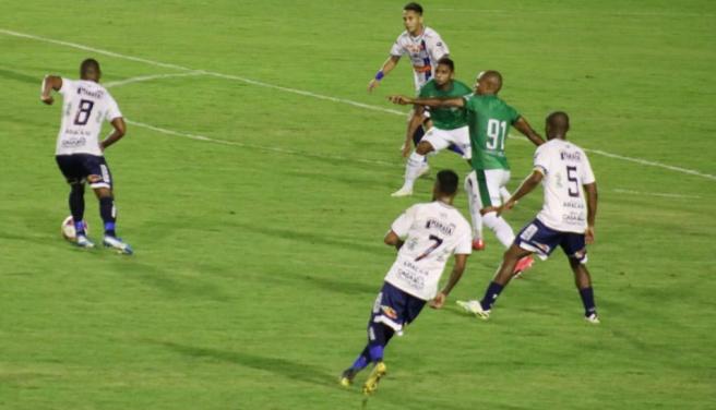 Guarani foi improdutivo no ataque. Foro: Luiz Neto