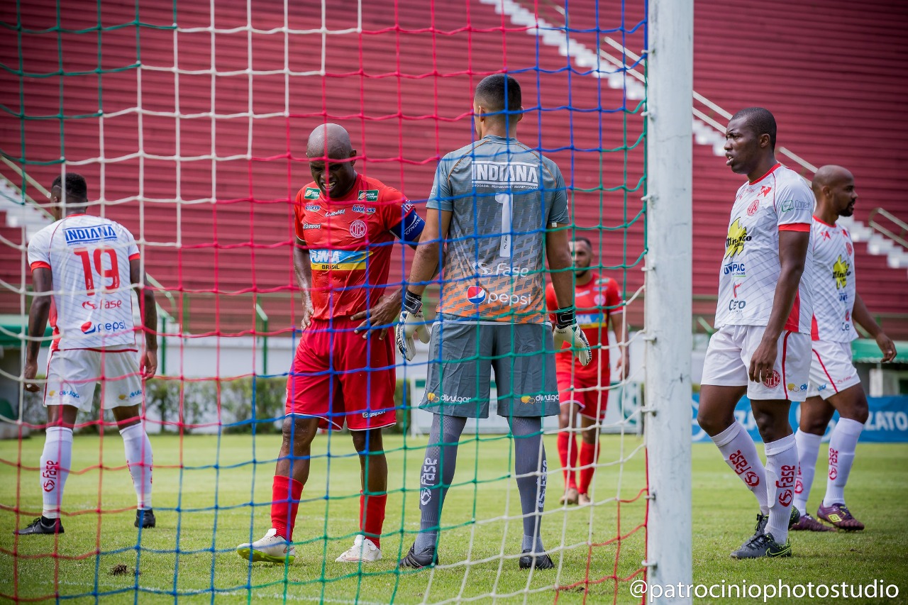 Tupynambás-MG 2 x 1 Bahia de Feira-BA – Gols nos finalzinho dão vitória aos mineiros