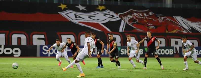 De pênalti, mais um gol de Keno, outro gol do Galo